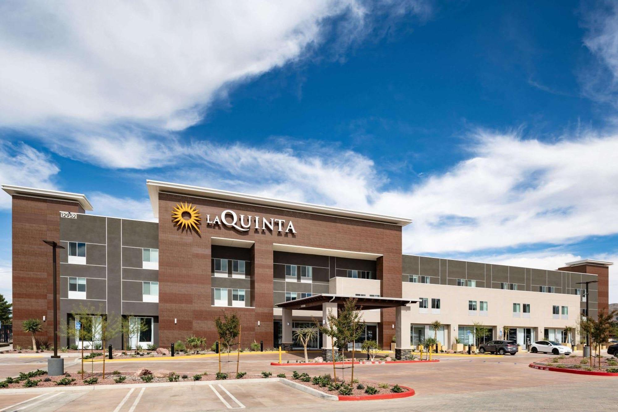 La Quinta Inn & Suites By Wyndham Yucaipa Exterior foto